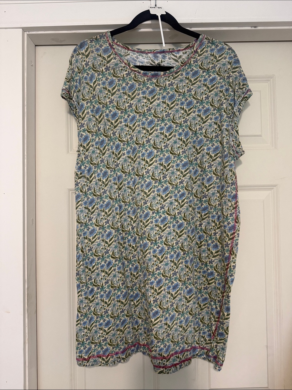 NATURAL LIFE Blue and Green Floral Short-Sleeve Midi Dress with Pink Trim